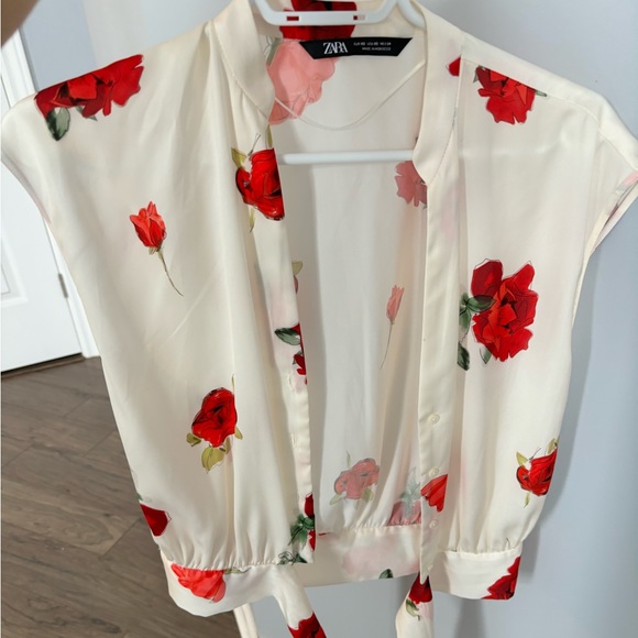 Zara blouse - Picture 2 of 3